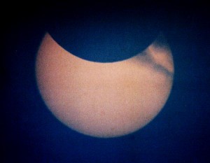 Partial eclipse of October 12, 1996. Cloudy skies in Athens, as can be seen on this image projected on a sheet of paper.