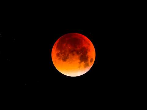 2015 &quot;Supermoon&quot; &quot;Blood Moon&quot; Lunar eclipse HD time-lapse with Equinox 80 ED